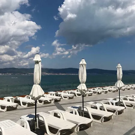 North Beach * نيسيبار